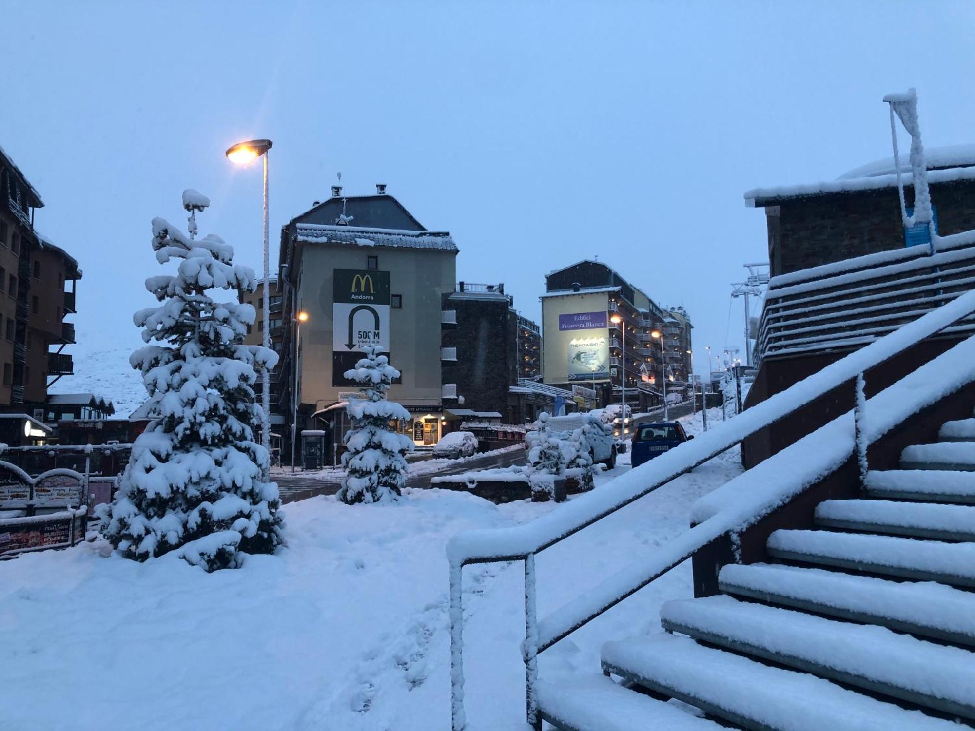 Appartamento Frontera Blanca Pas De La Casa Esterno foto